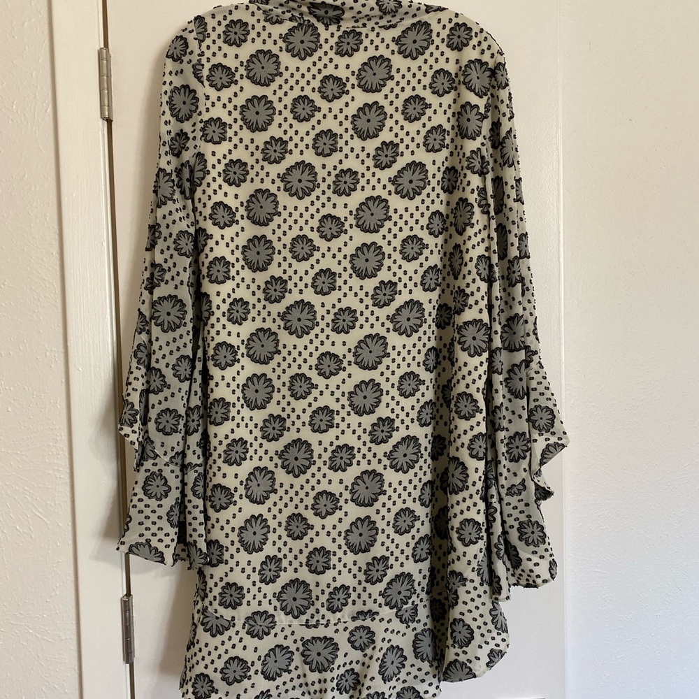 Max Studio Print Dress - Picture 4 of 4